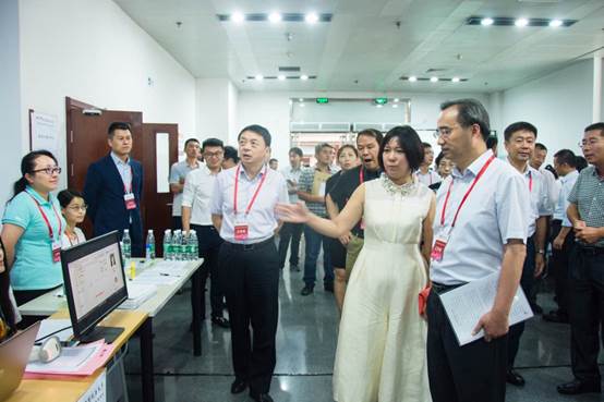 冰球突破mg正规官网2017级学术研究生迎新工作圆满完成