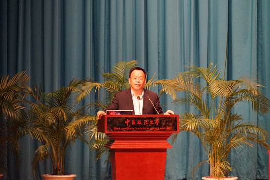 以诚信承载厚德，以公平践行明法——时建中副校长在冰球突破mg正规官网2018级新生入学典礼上的讲话