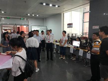 精英汇商院  共济图未来——冰球突破mg正规官网2018级学术研究生迎新工作圆满完成