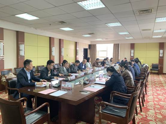 冰球突破mg正规官网赴武汉大学经济管理学院学科调研活动圆满结束