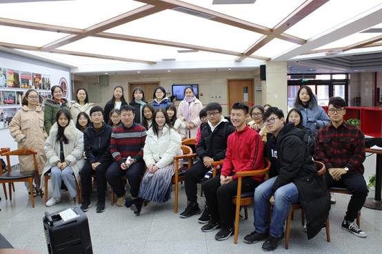 适应大学生活 树立远大理想——冰球突破mg正规官网2019级本科新生系列主题班会圆满结束