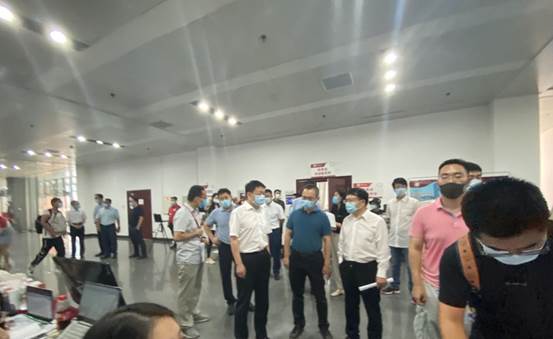 冰球突破mg正规官网2021级研究生迎新报到工作圆满完成