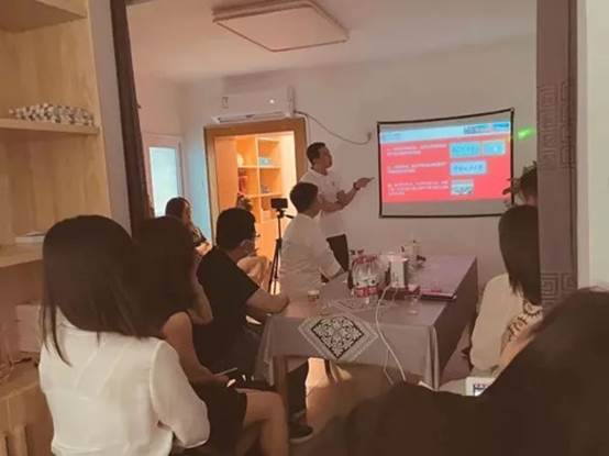 冰球突破mg正规官网MBA招生主任下午茶第七期成功举办